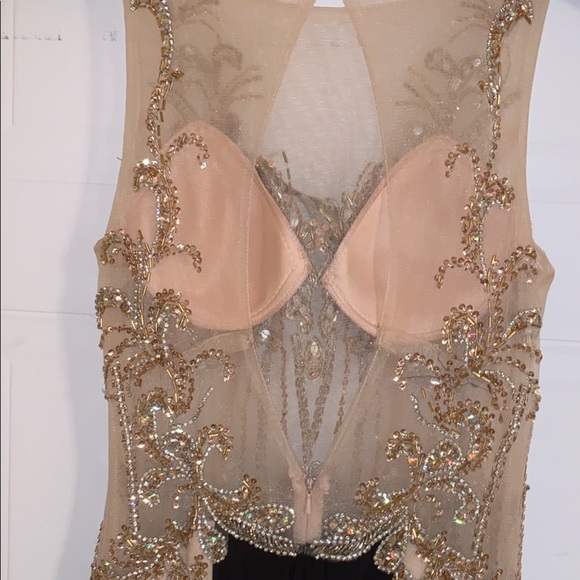 COPY - Swarovski crystal evening gown size 4 - Picture 5 of 16